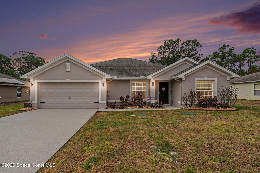 442 La Coco Street SW, Palm Bay, FL 32908