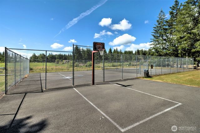 221 SE Fuchsia Avenue, Shelton, WA 98584