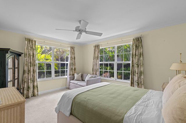 1554 N Ocean Way, Palm Beach, FL 33480