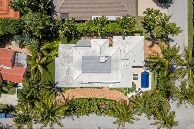 1554 N Ocean Way, Palm Beach, FL 33480