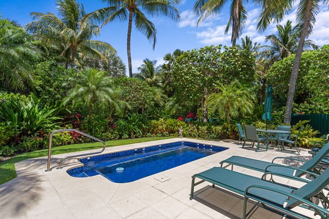 1554 N Ocean Way, Palm Beach, FL 33480