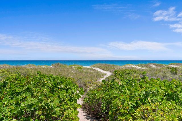 1554 N Ocean Way, Palm Beach, FL 33480
