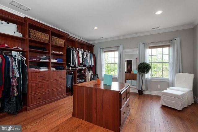 24 MICHAEL WAY, Pennington, NJ 08534