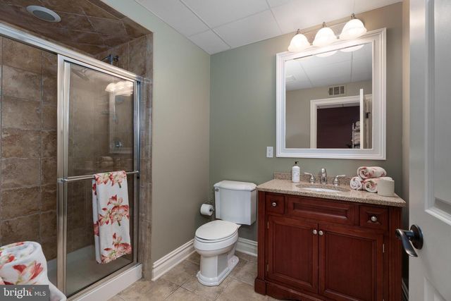24 MICHAEL WAY, Pennington, NJ 08534