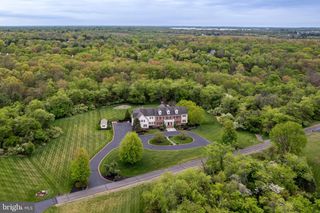24 MICHAEL WAY, Pennington, NJ 08534
