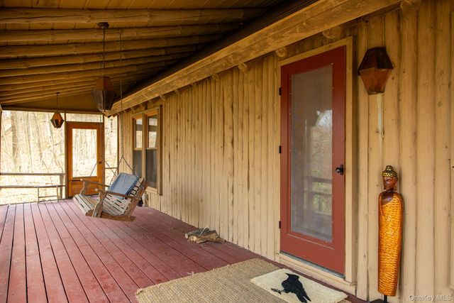 79 Torre Rock Road, Red Hook, NY 12571