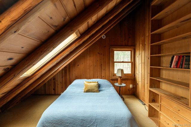 79 Torre Rock Road, Red Hook, NY 12571