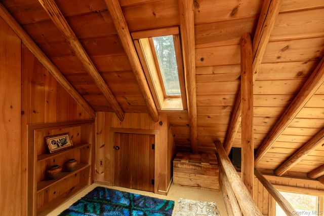 79 Torre Rock Road, Red Hook, NY 12571