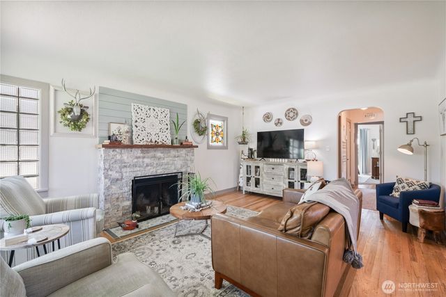 1022 22nd Avenue, Longview, WA 98632