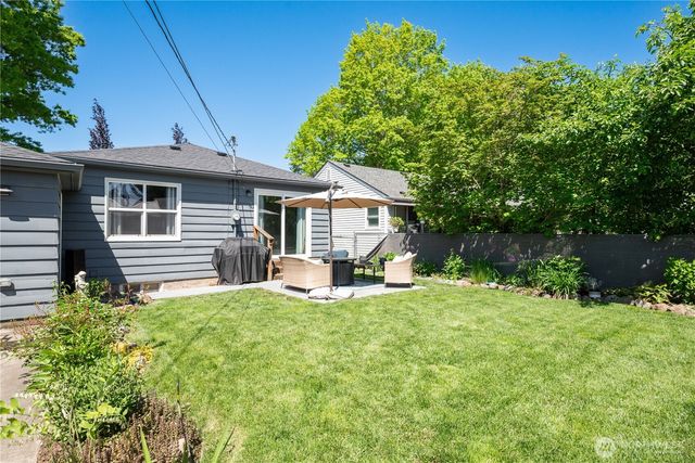 1022 22nd Avenue, Longview, WA 98632