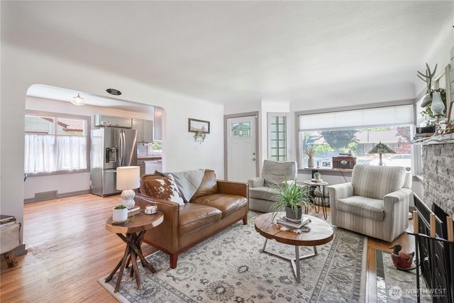 1022 22nd Avenue, Longview, WA 98632