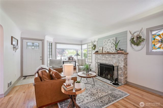 1022 22nd Avenue, Longview, WA 98632
