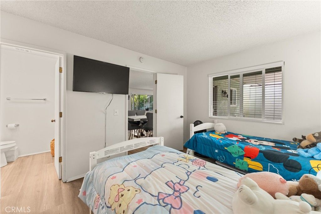 Image 19 of property listing at 385 E Stetson, Hemet, CA 92543