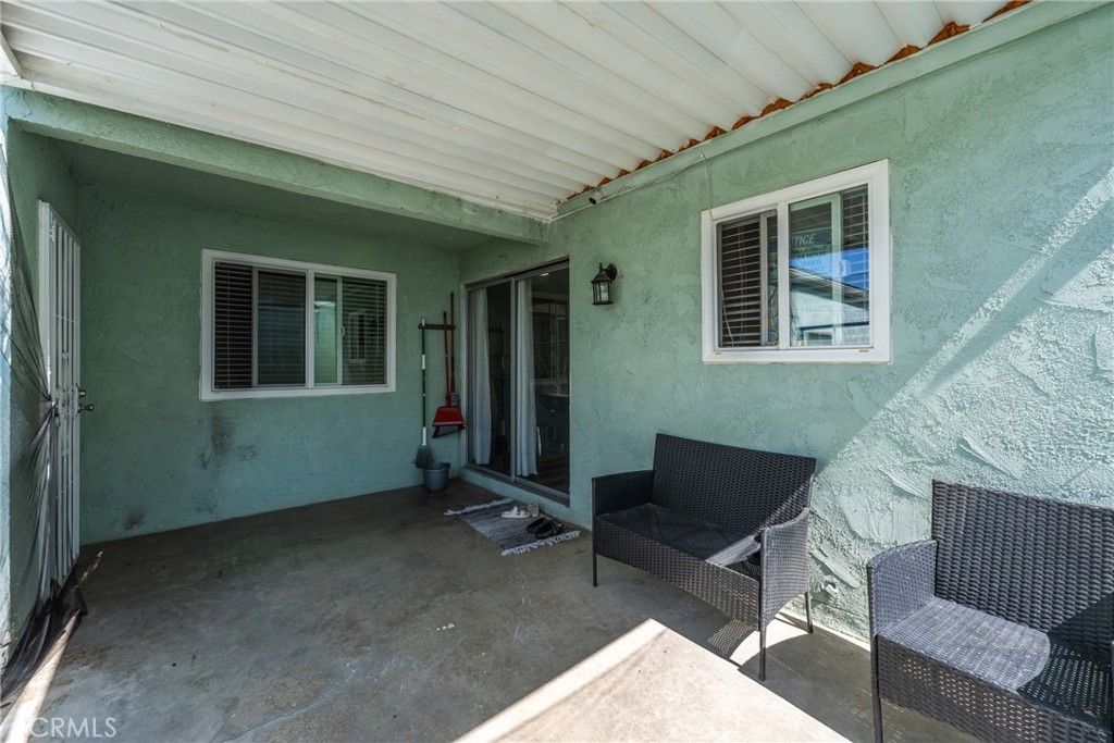 Image 23 of property listing at 385 E Stetson, Hemet, CA 92543