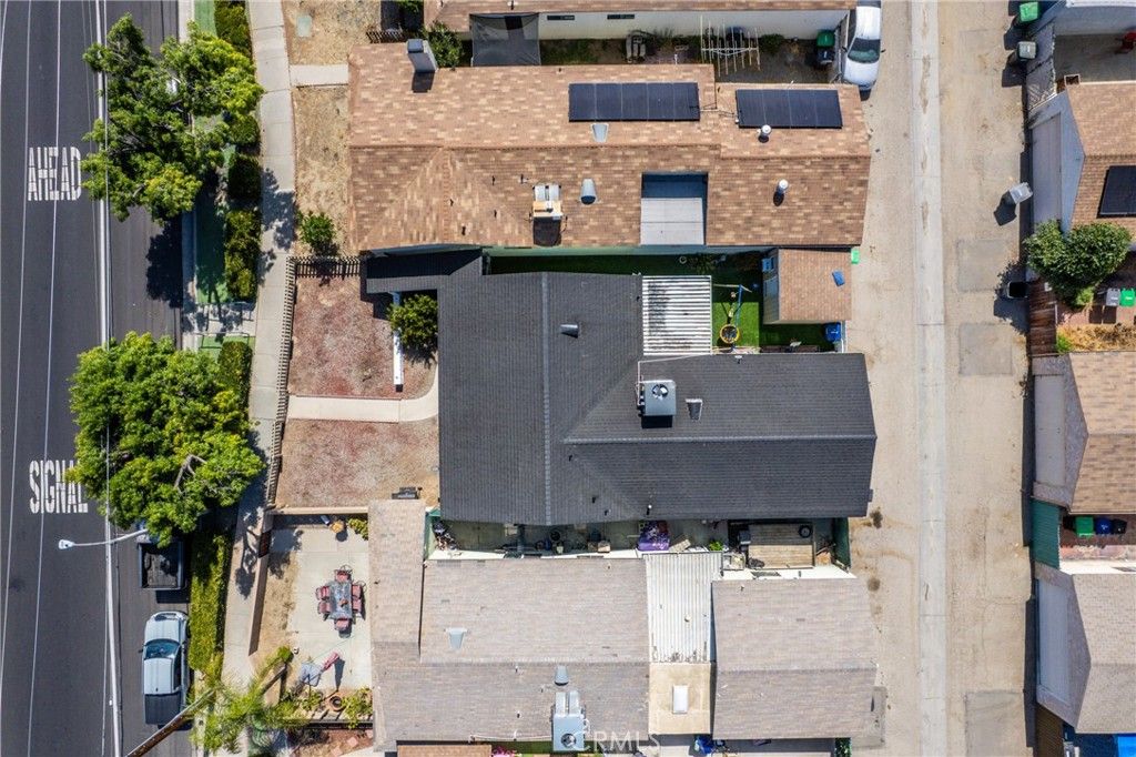 Image 27 of property listing at 385 E Stetson, Hemet, CA 92543