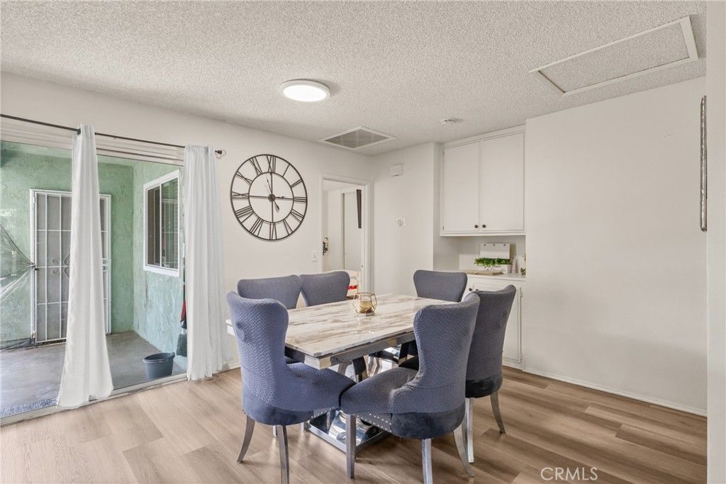 Image 9 of property listing at 385 E Stetson, Hemet, CA 92543
