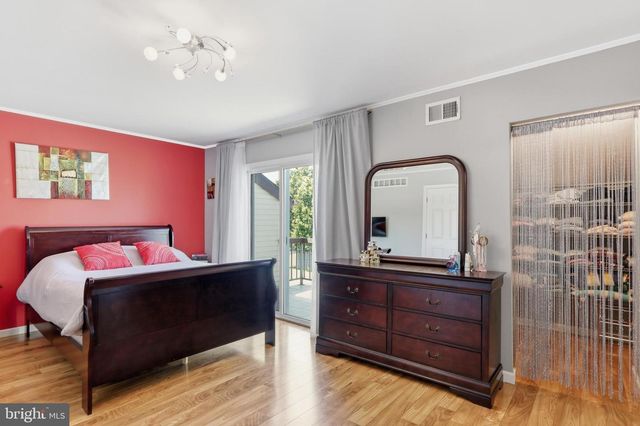 264 CLINTON CT, Southampton, PA 18966