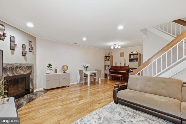 264 CLINTON CT, Southampton, PA 18966