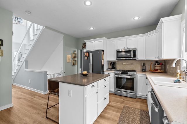 7506 Haflinger Circle, Kalamazoo, MI 49009