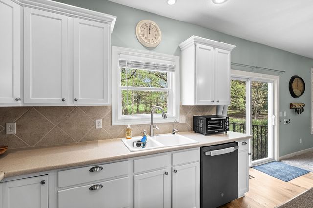 7506 Haflinger Circle, Kalamazoo, MI 49009