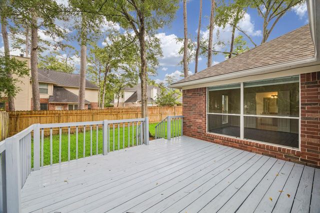 22 N Holly Laurel Circle, The Woodlands, TX 77382
