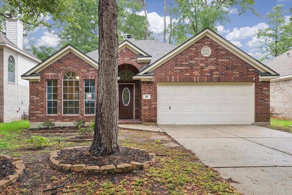 22 N Holly Laurel Circle, The Woodlands, TX 77382