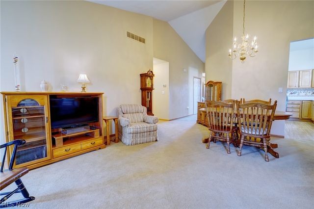 5685 Jason Oval, Medina, OH 44256