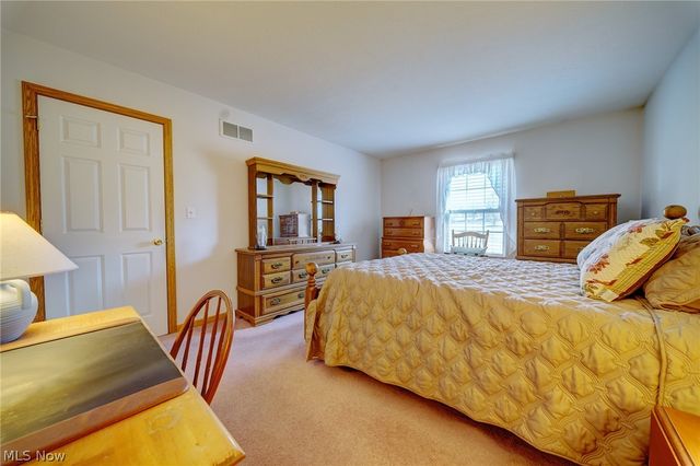 5685 Jason Oval, Medina, OH 44256