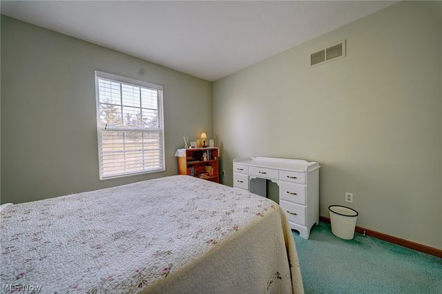 5685 Jason Oval, Medina, OH 44256