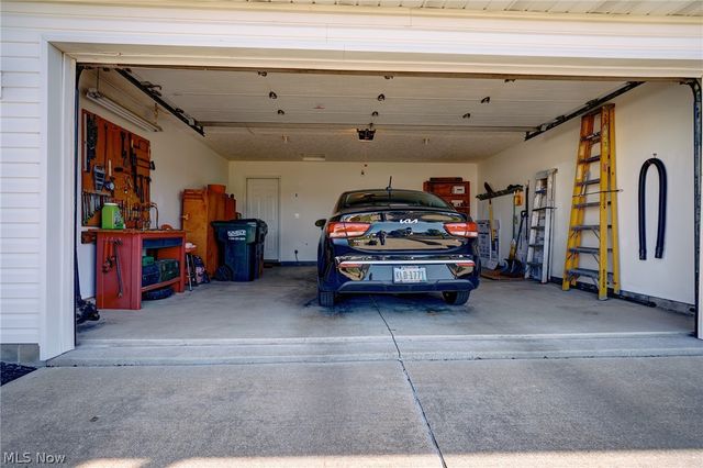 5685 Jason Oval, Medina, OH 44256