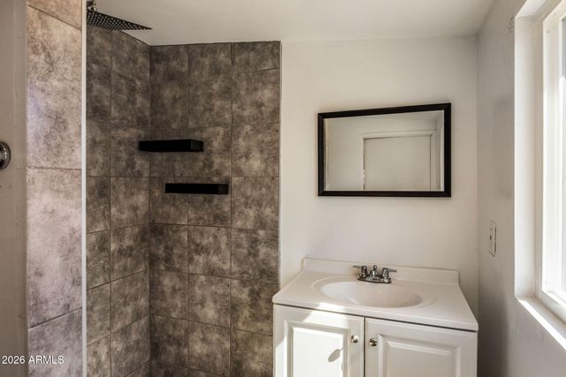 7403 E GARFIELD Street, Scottsdale, AZ 85257