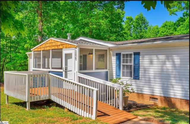 208 Tyler Court, Easley, SC 29642