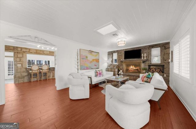 6386 Tuggle Drive, Buford, GA 30518