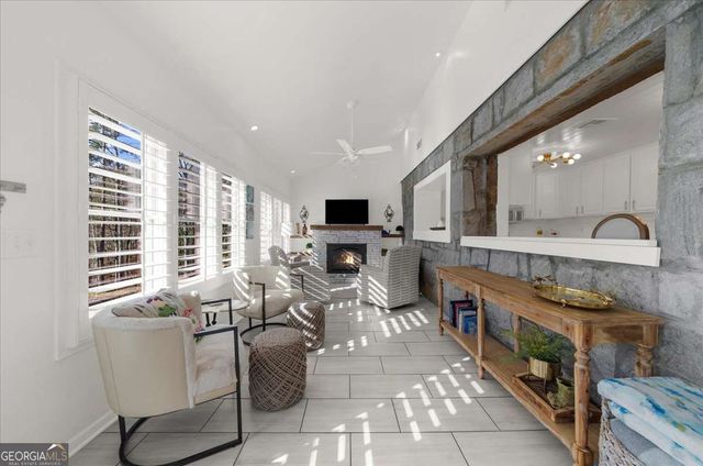 6386 Tuggle Drive, Buford, GA 30518