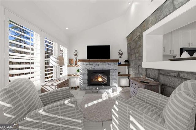 6386 Tuggle Drive, Buford, GA 30518