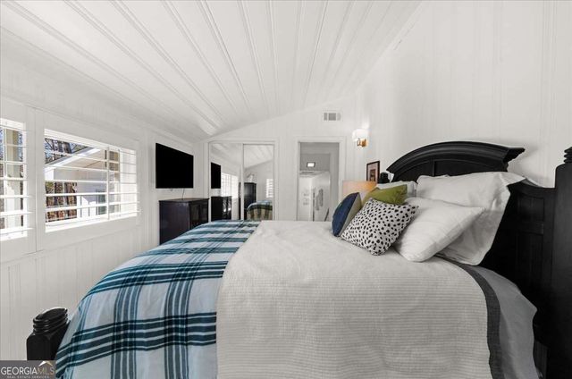 6386 Tuggle Drive, Buford, GA 30518