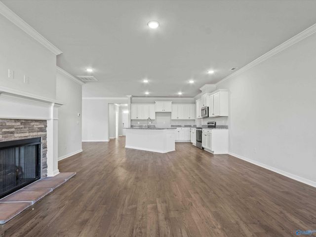 331 Jackson Point Circle, Huntsville, AL 35811