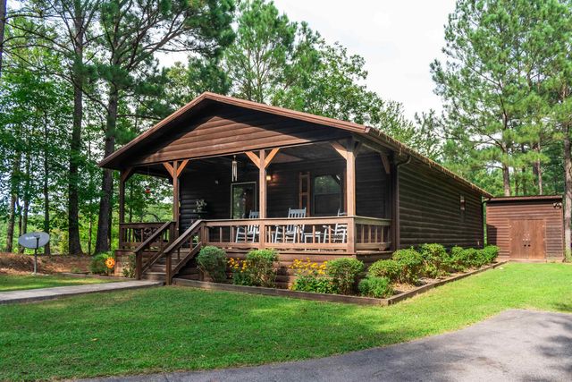 424 CR 989 RD, Iuka, MS 38352