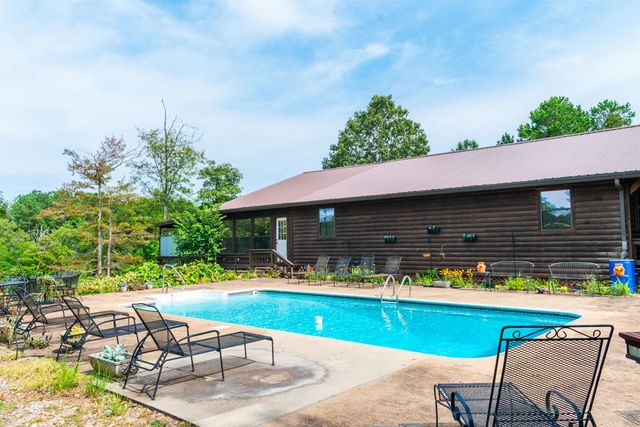 424 CR 989 RD, Iuka, MS 38352