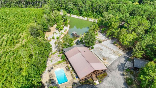 424 CR 989 RD, Iuka, MS 38352