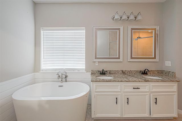 16 Marietta Court, Montgomery, TX 77356