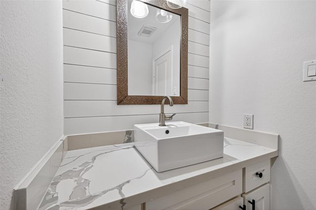 1114 Briarmead Drive, Richmond, TX 77406