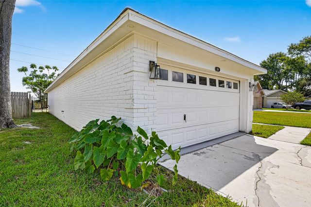 1114 Briarmead Drive, Richmond, TX 77406