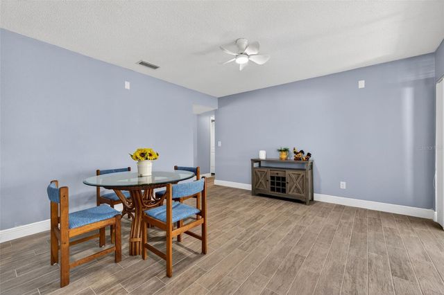 5810 VENETIAN BOULEVARD NE, St Petersburg, FL 33703