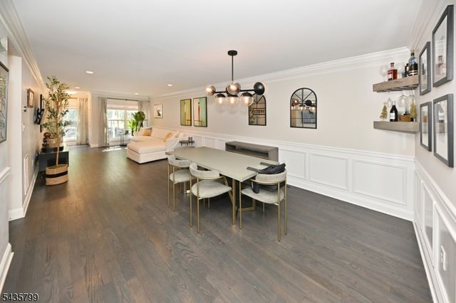 32 Rosewood Ct 32, North Haledon Boro, NJ 07508