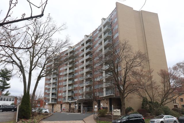 30 Woodland Street 5B, Hartford, CT 06105