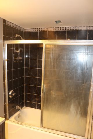 30 Woodland Street 5B, Hartford, CT 06105