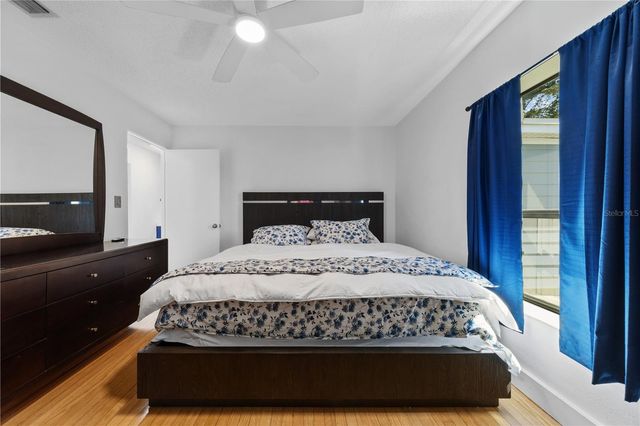 932 N HYER AVENUE, Orlando, FL 32803