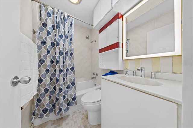 932 N HYER AVENUE, Orlando, FL 32803