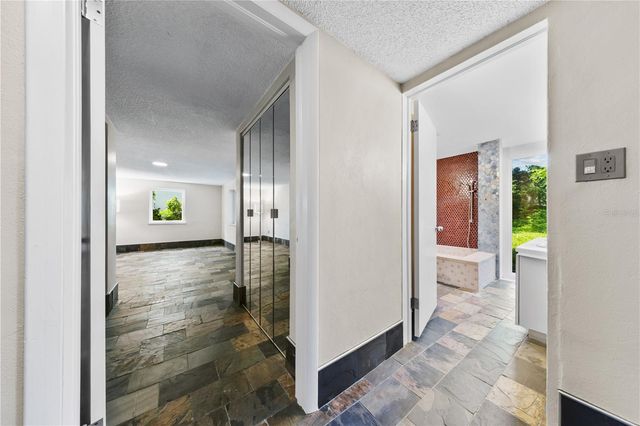 932 N HYER AVENUE, Orlando, FL 32803